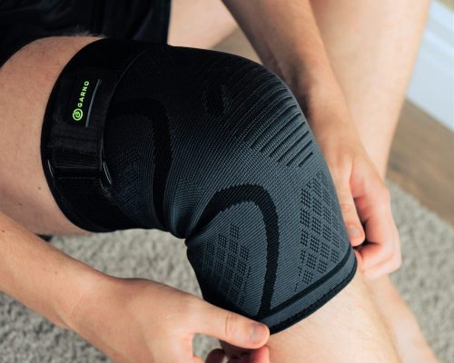 knee sleeve with upper strap GARNO
